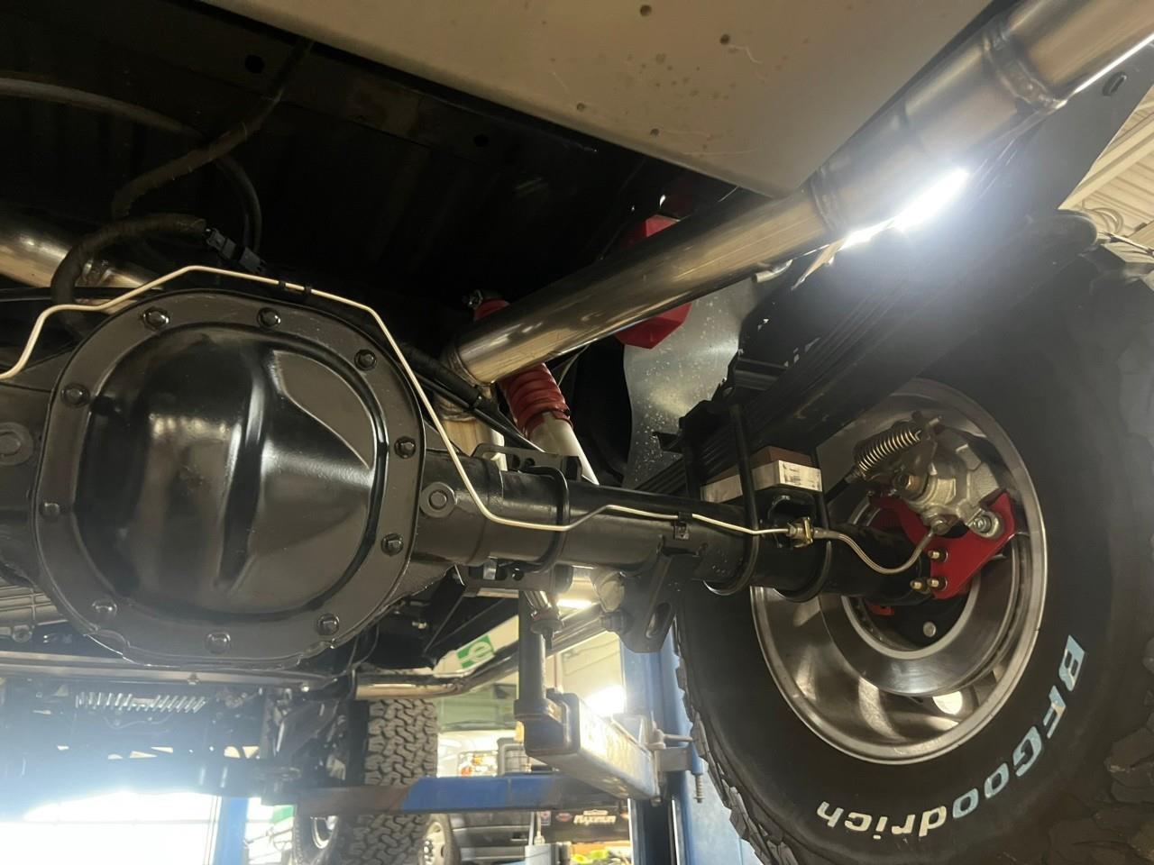 1993 Ford Bronco XLT | 408ci | 4 Lift | 4X4 | Photo