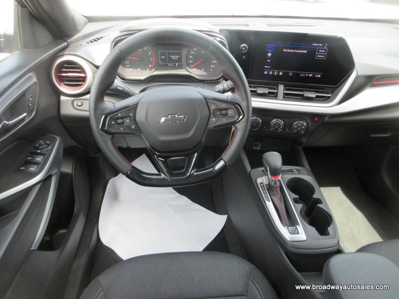 2025 Chevrolet Trax POWER EQUIPPED 1-RS-MODEL 5 PASSENGER 1.2L - TURBO.. HEATED SEATS & WHEEL.. BACK-UP CAMERA.. BLUETOOTH SYSTEM.. TOUCH SCREEN DISPLAY.. Photo