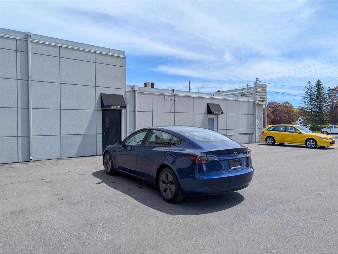 2023 Tesla Model 3 STANDARD Photo