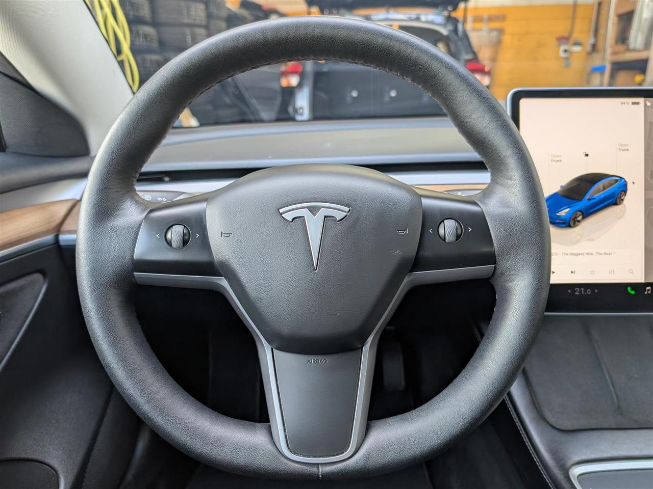 2023 Tesla Model 3 STANDARD Photo
