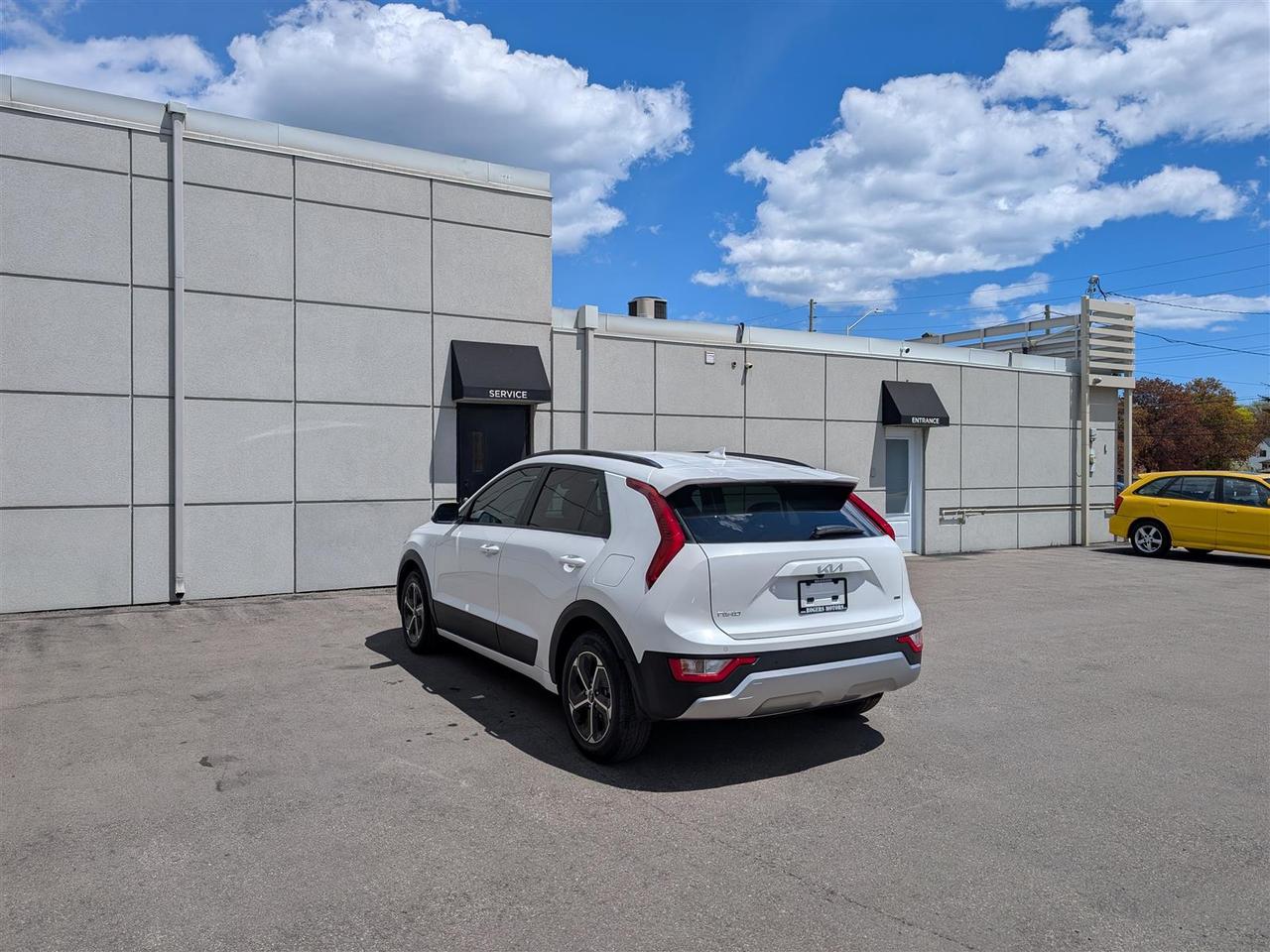 2025 Kia NIRO HEV EX - NAVI - REVERSE CAM - TECH FEATURES Photo2