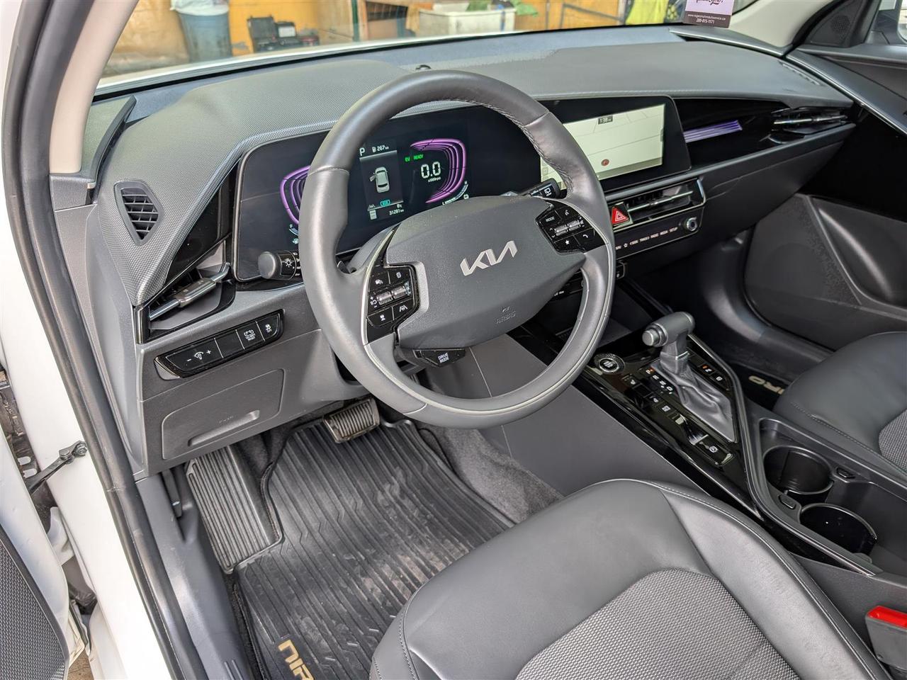 2025 Kia NIRO HEV EX - NAVI - REVERSE CAM - TECH FEATURES Photo