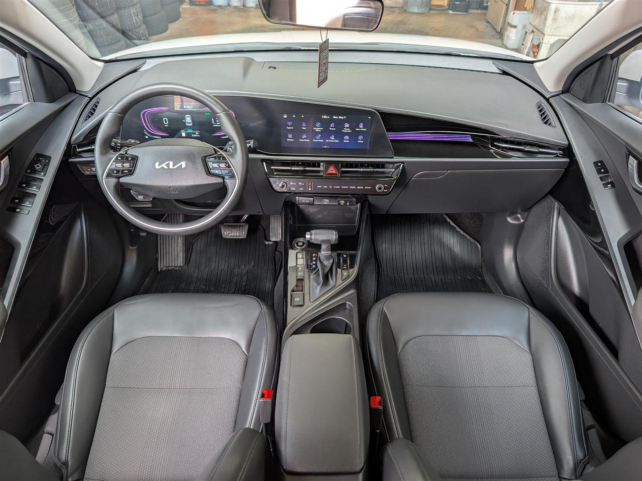 2025 Kia NIRO HEV EX - NAVI - REVERSE CAM - TECH FEATURES Photo