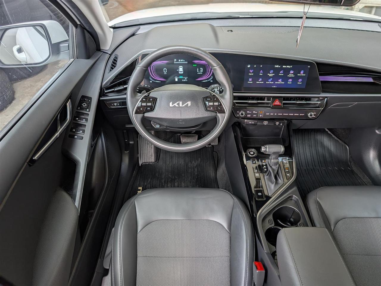 2025 Kia NIRO HEV EX - NAVI - REVERSE CAM - TECH FEATURES Photo