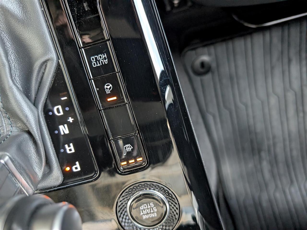 2025 Kia NIRO HEV EX - NAVI - REVERSE CAM - TECH FEATURES Photo