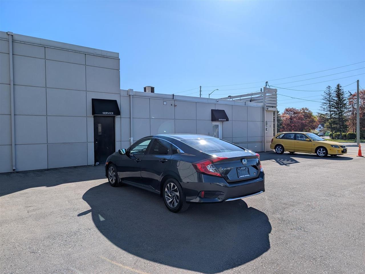 2020 Honda Civic EX - SUNROOF - REV CAM - TECH FEATS Photo2