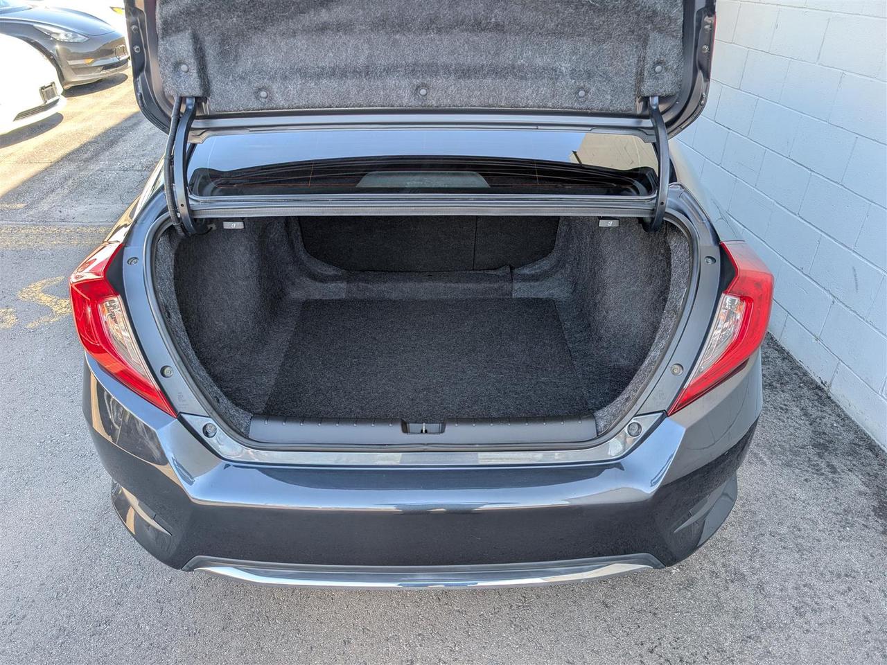 2020 Honda Civic EX - SUNROOF - REV CAM - TECH FEATS Photo