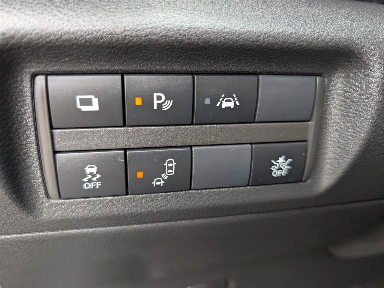 2024 Nissan Kicks S - REVERSE CAM - TECH FEATS Photo