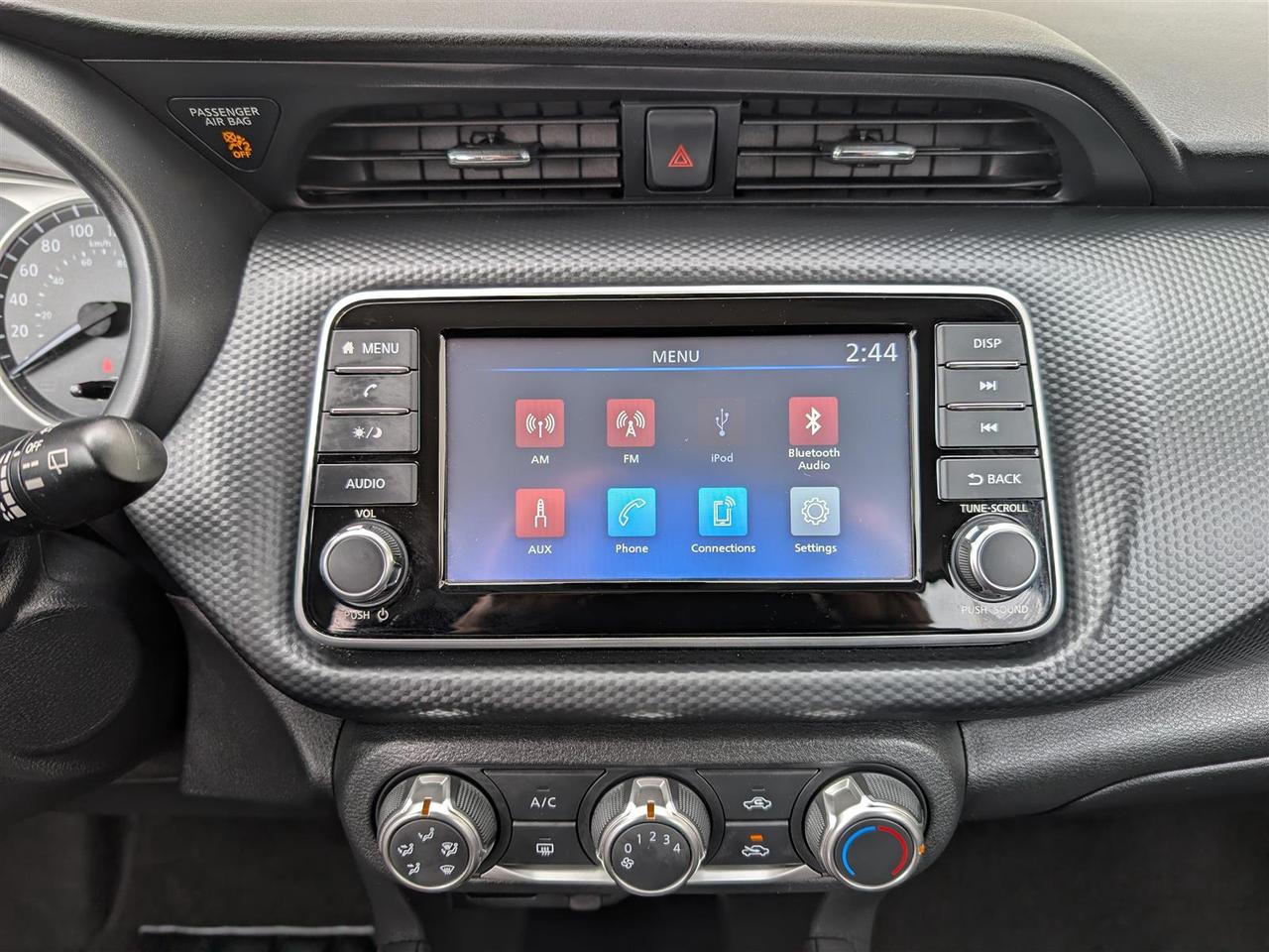 2024 Nissan Kicks S - REVERSE CAM - TECH FEATS Photo