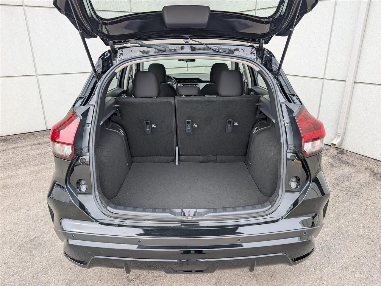 2024 Nissan Kicks S - REVERSE CAM - TECH FEATS Photo