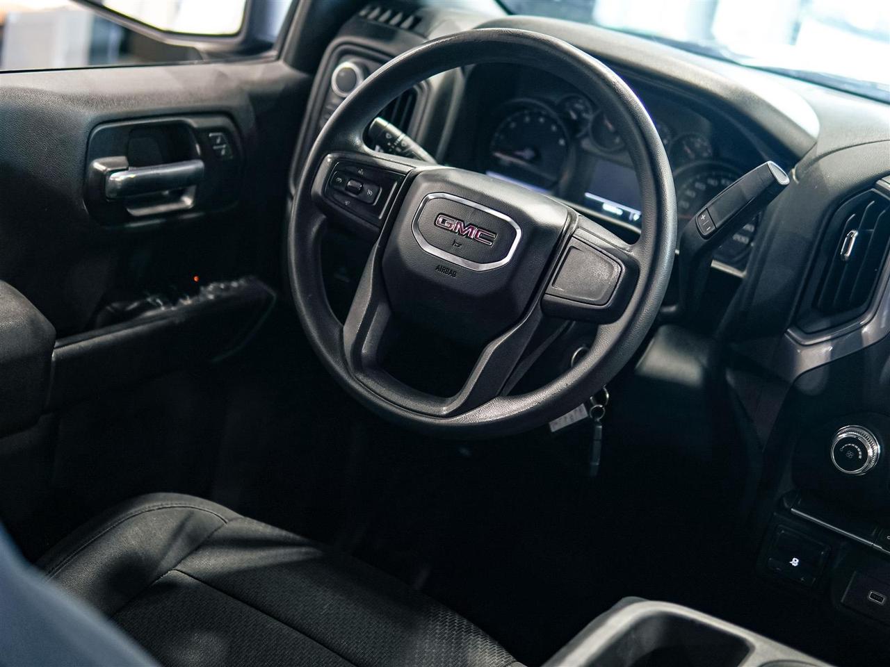 2020 GMC Sierra 1500 CREW CAB | SLE 5.3L V8 4X4 | NO ACCIDENTS Photo