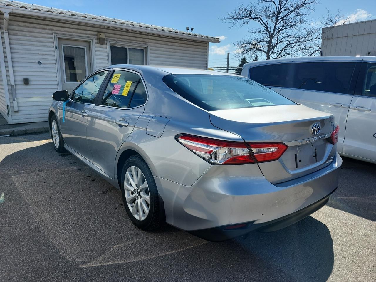 2019 Toyota Camry HYBRID HYBRID LE | NO ACCIDENTS | ALLOYS Photo