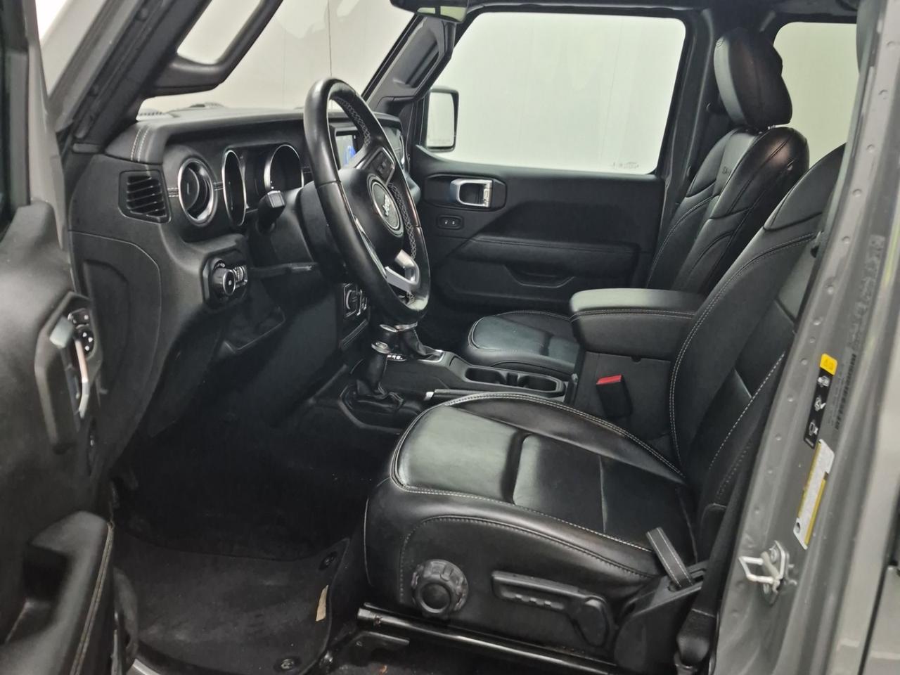 2021 Jeep Wrangler ** SALE PENDING BY RANDEEP ** Photo