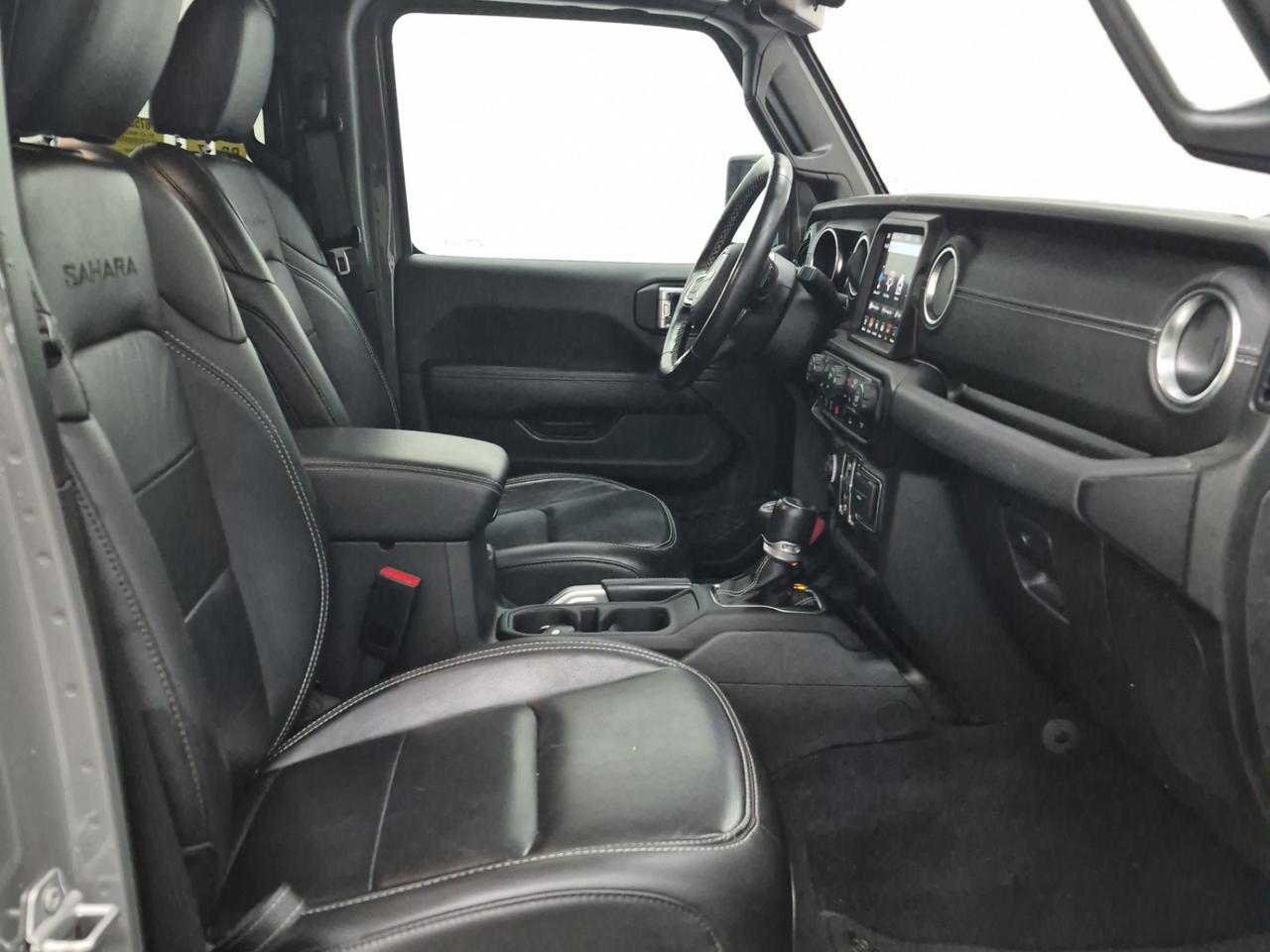 2021 Jeep Wrangler ** SALE PENDING BY RANDEEP ** Photo