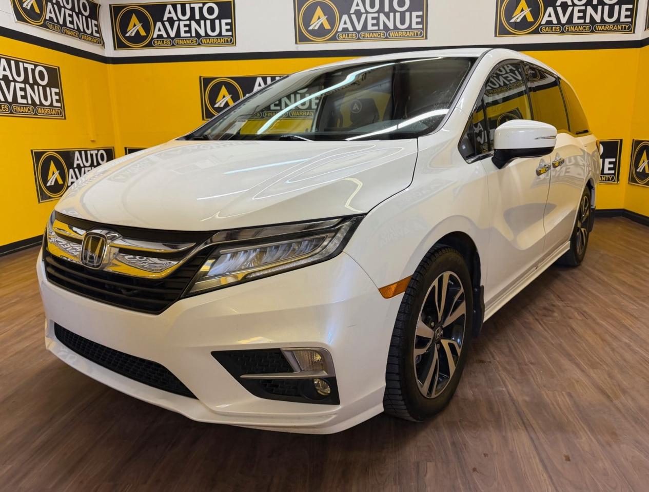 Used 2019 Honda Odyssey Touring 3.5 V6 POWER! LEATHER! SUNROOF! for sale in Airdrie, AB