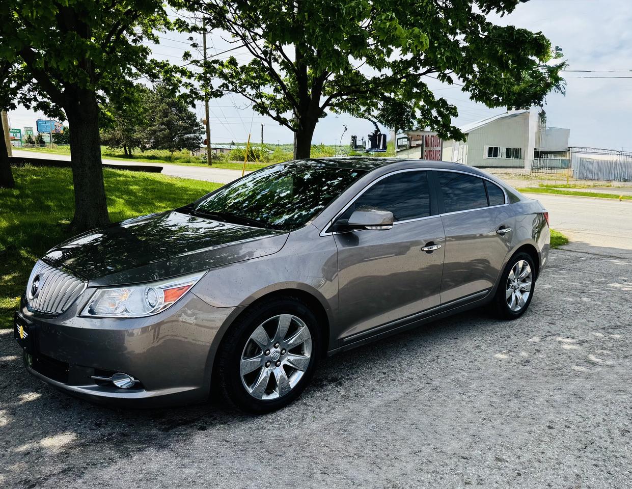 2010 Buick LACROSSE CXS - NO ACCIDENTS - TWO OWNER Photo