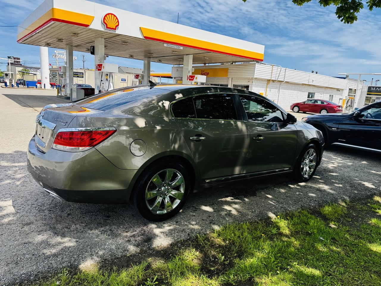 2010 Buick LACROSSE CXS - NO ACCIDENTS - TWO OWNER Photo