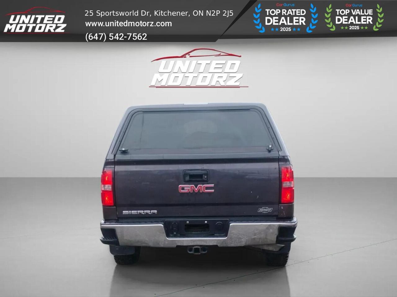 2015 GMC Sierra 1500 4WD CREW CAB~21 SERVICE RECORDS~NO ACCID Photo