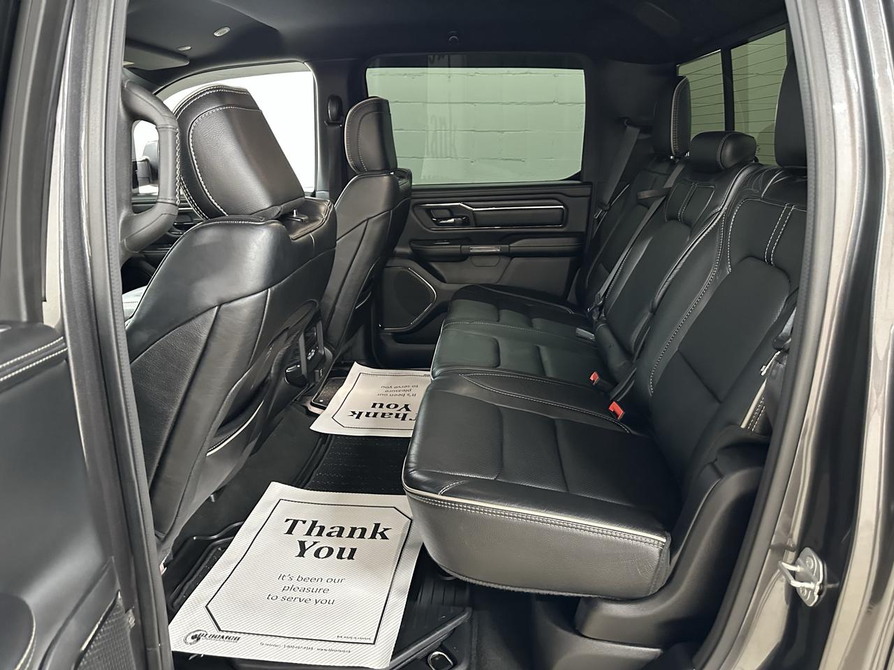 2022 RAM 1500 Limited | POWER RUNNING BOARDS | AIR SUSPENSION Photo11