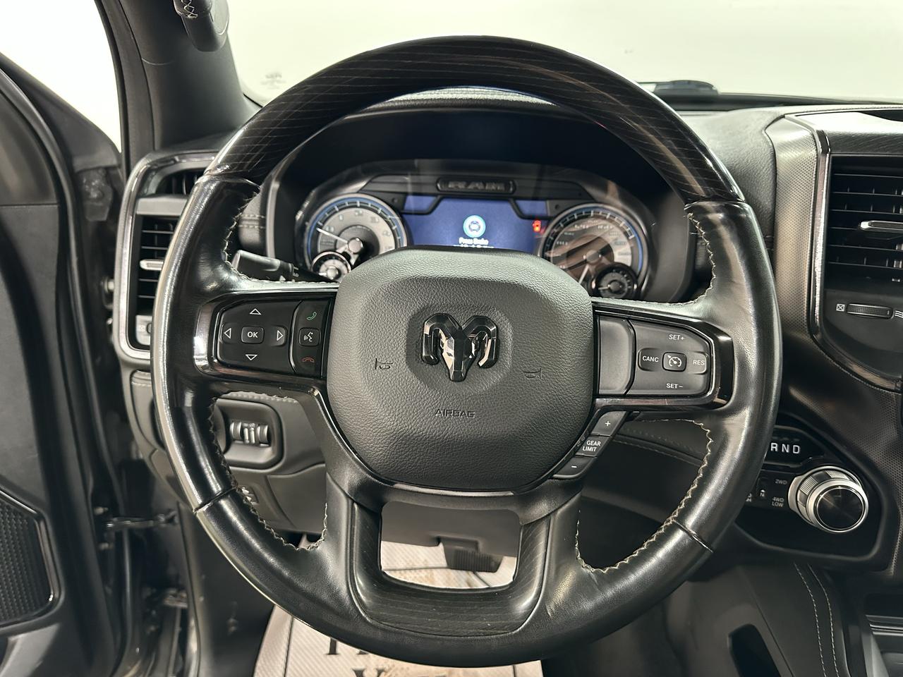 2022 RAM 1500 Limited | POWER RUNNING BOARDS | AIR SUSPENSION Photo25