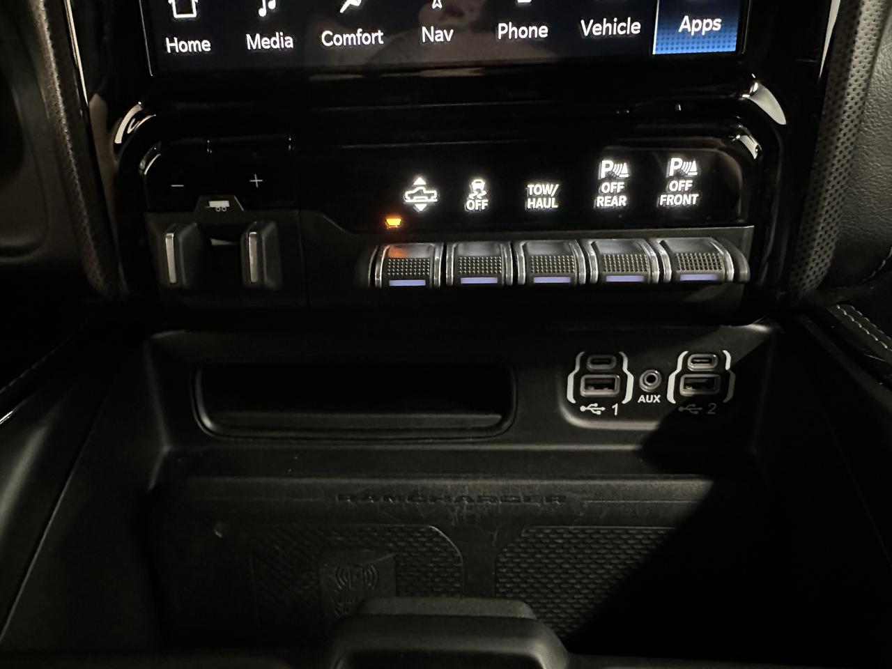 2022 RAM 1500 Limited | POWER RUNNING BOARDS | AIR SUSPENSION Photo33