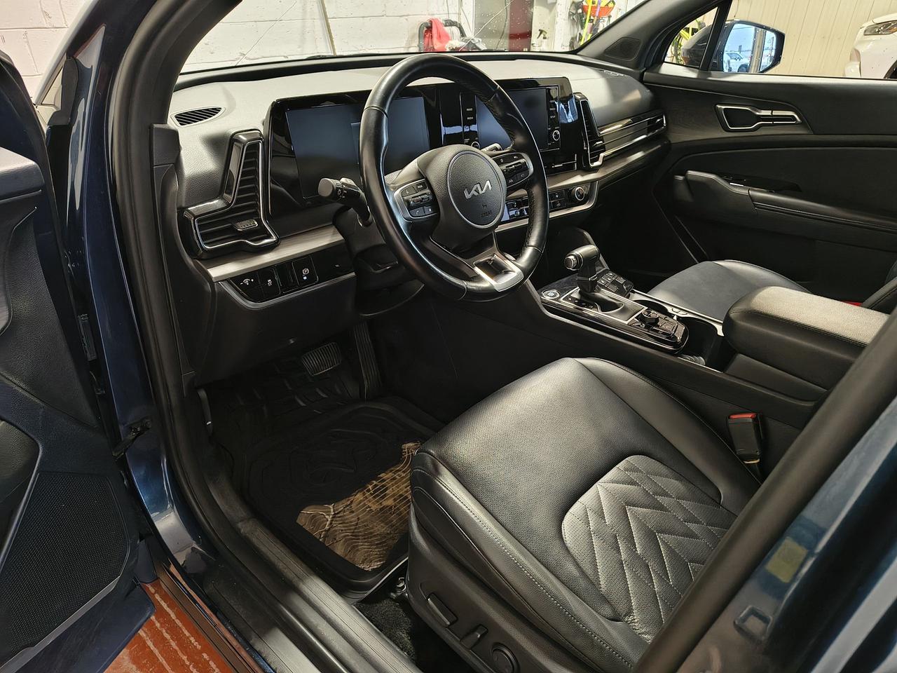 2023 Kia Sportage LX Photo0