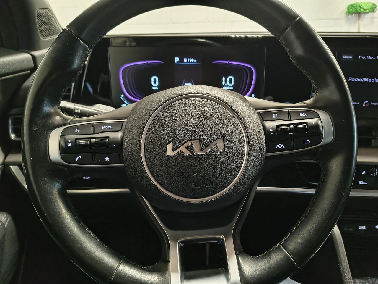 2023 Kia Sportage LX Photo0