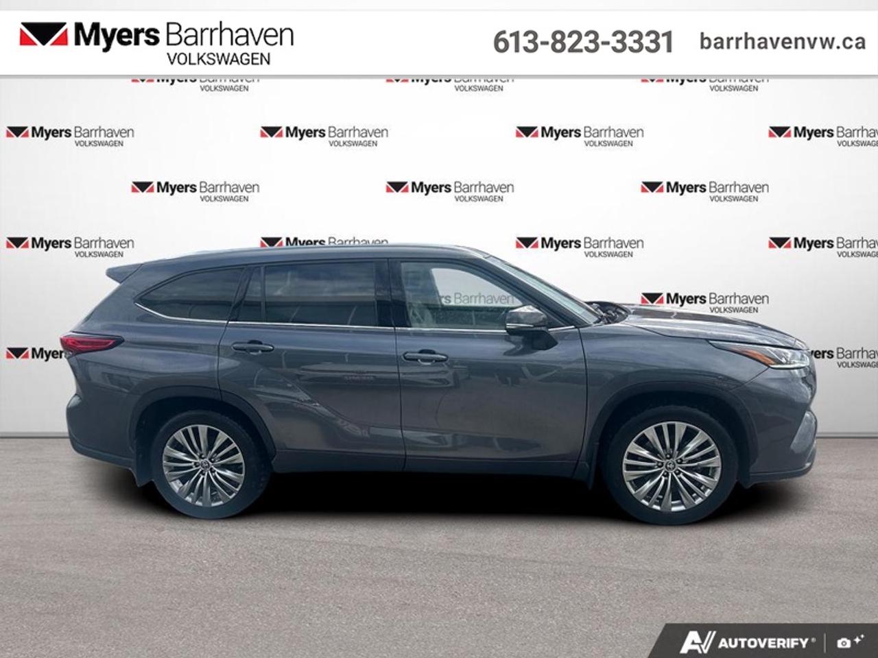 2022 Toyota Highlander Limited  - Sunroof -  Leather Seats Photo