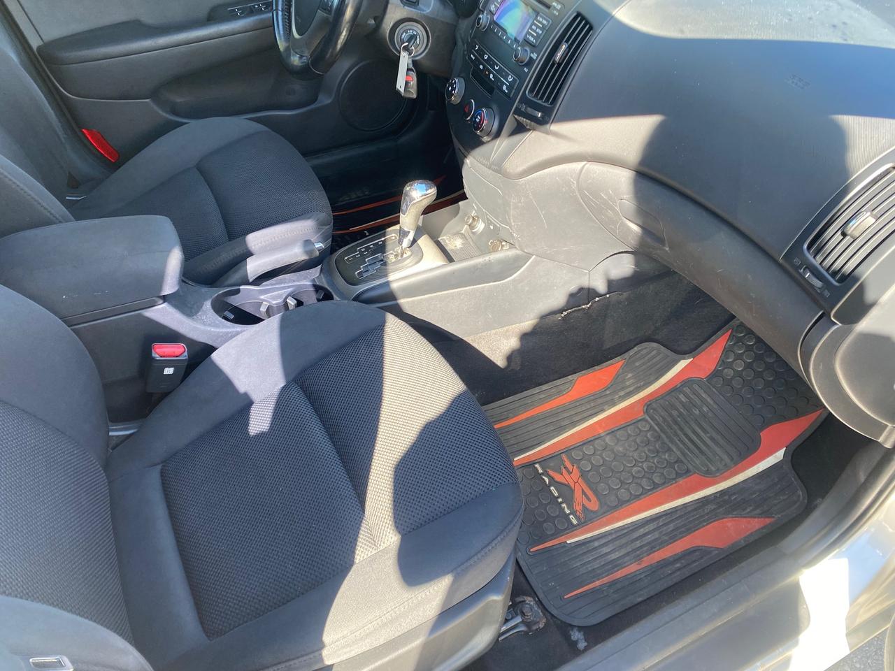 2010 Hyundai Elantra Touring GLS Sport Photo