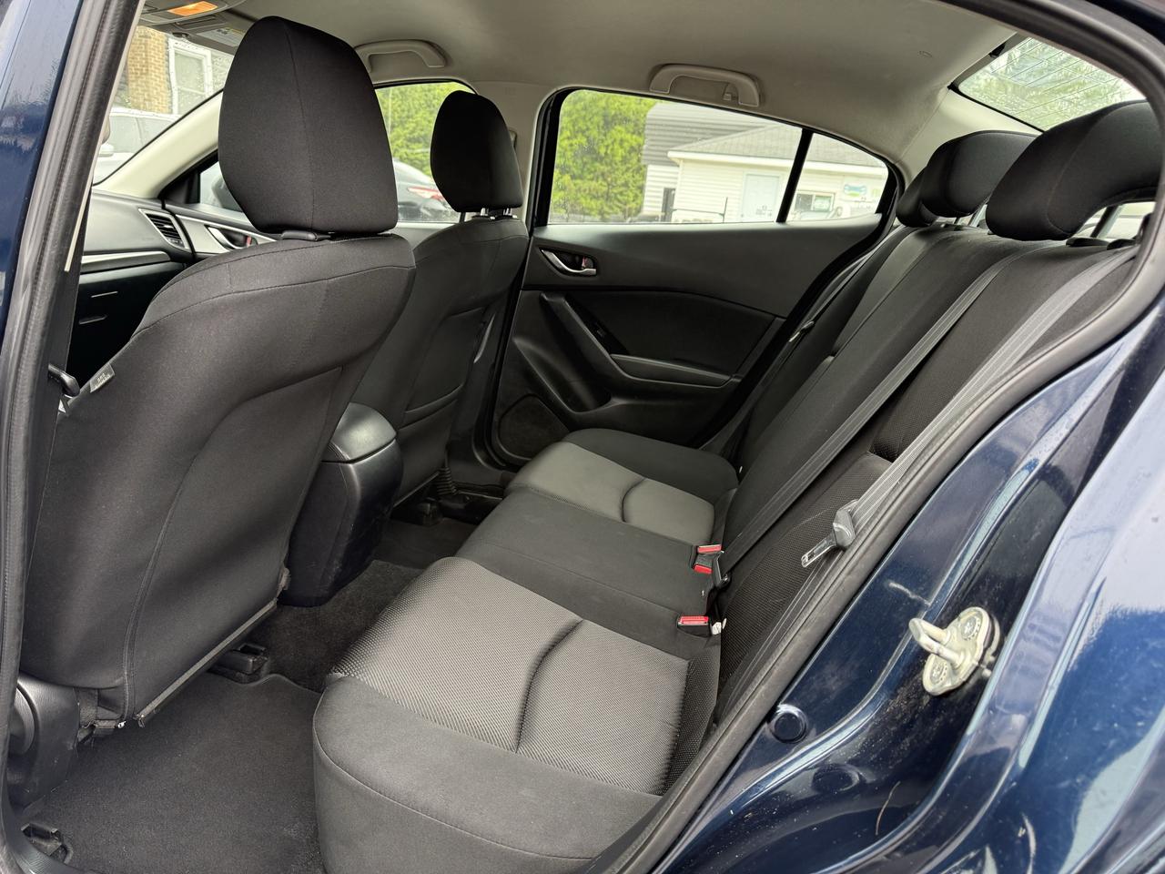 2018 Mazda MAZDA3 GX AUTO Photo