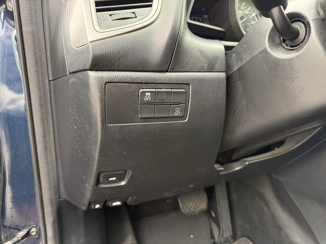 2018 Mazda MAZDA3 GX AUTO Photo