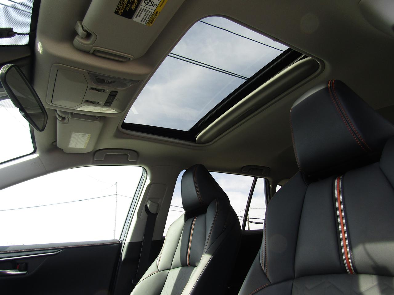 2022 Toyota RAV4 TRAIL Photo