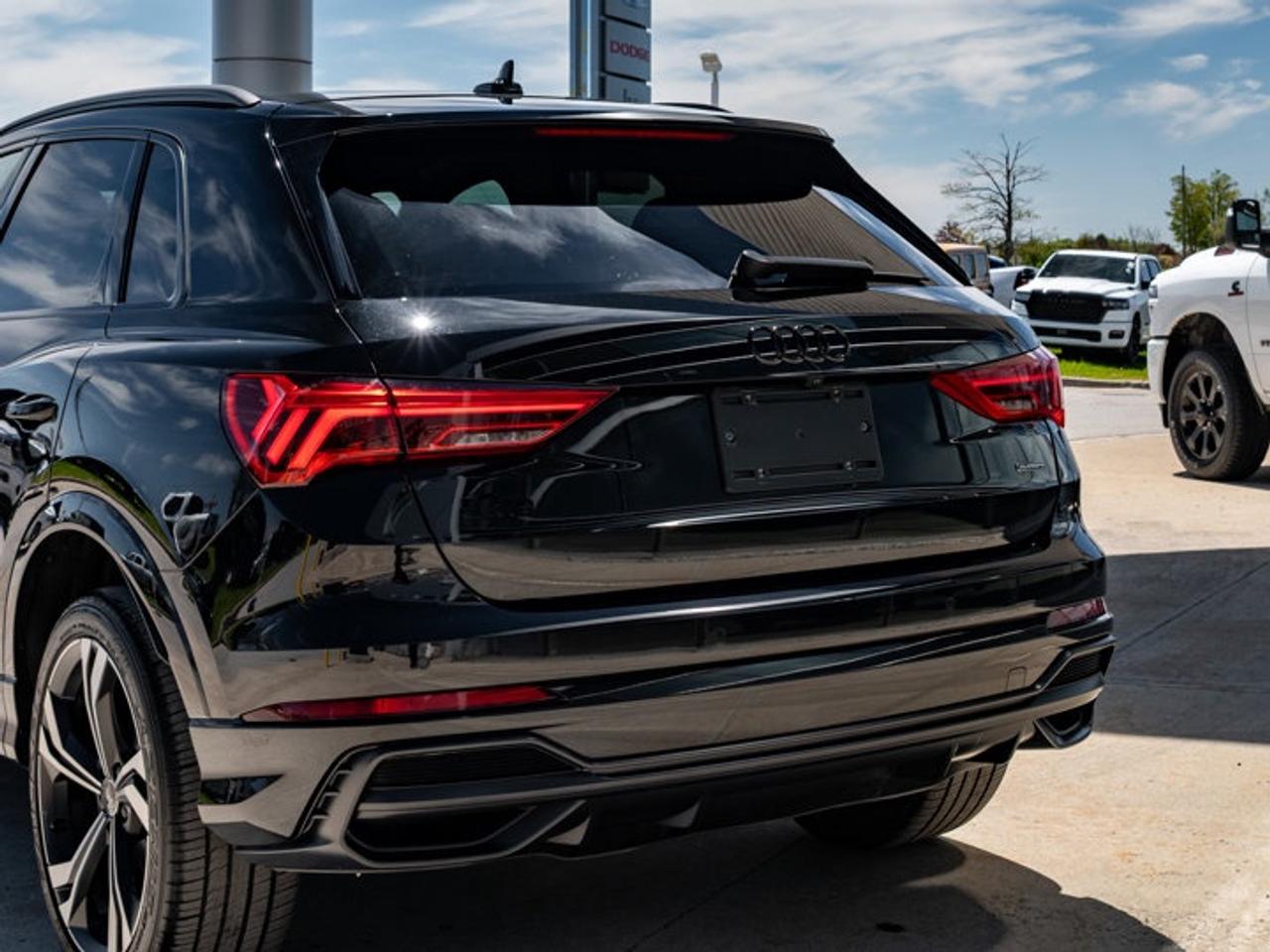 2022 Audi Q3 Technik Photo