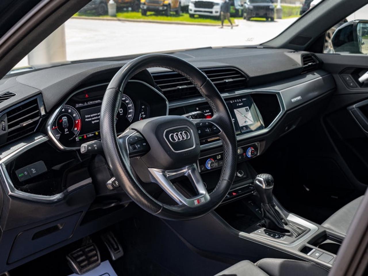 2022 Audi Q3 Technik Photo