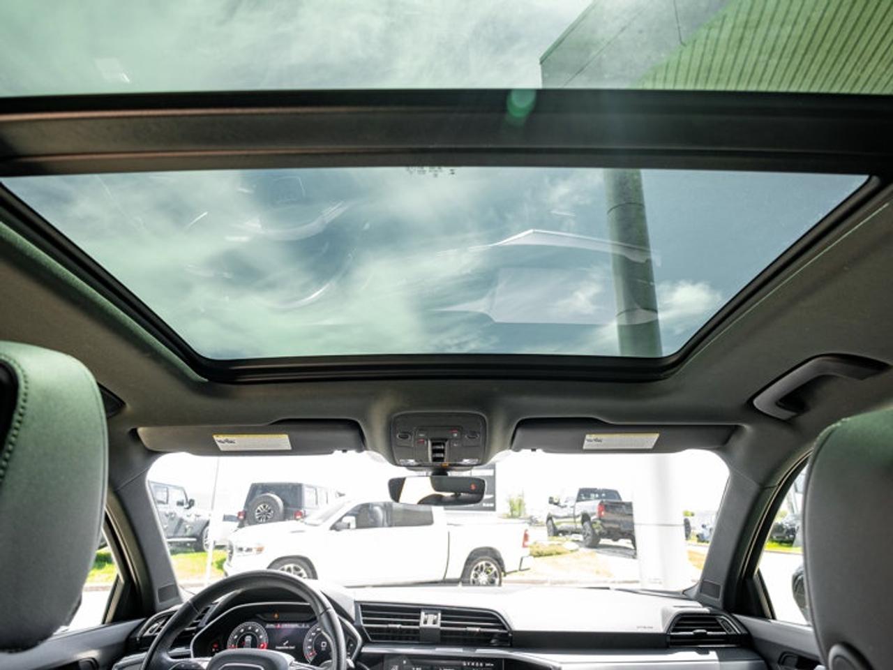 2022 Audi Q3 Technik Photo