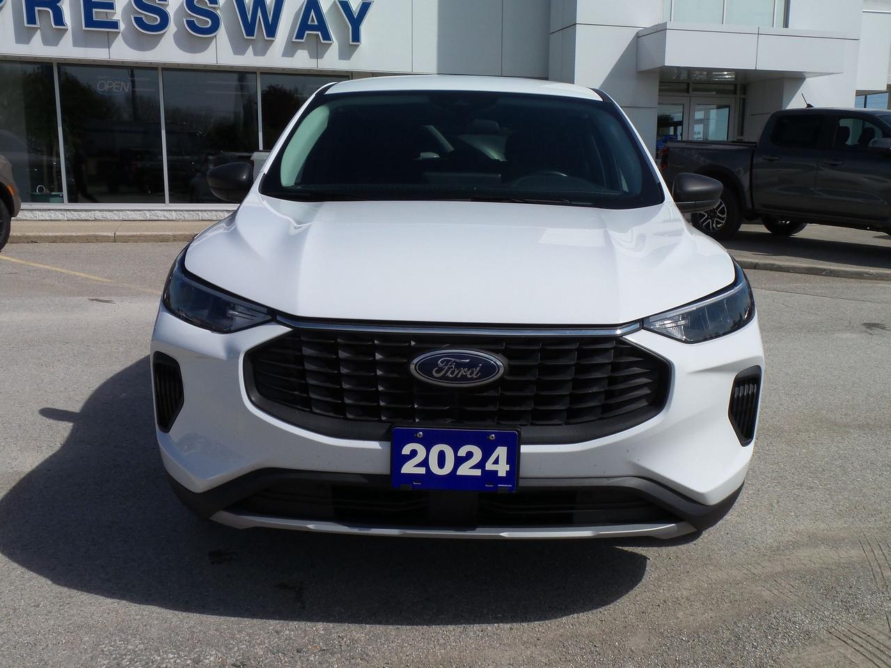 2024 Ford Escape AWD, LOCAL TRADE, TECH PACK! HEATED WHEEL/SEATS! Photo