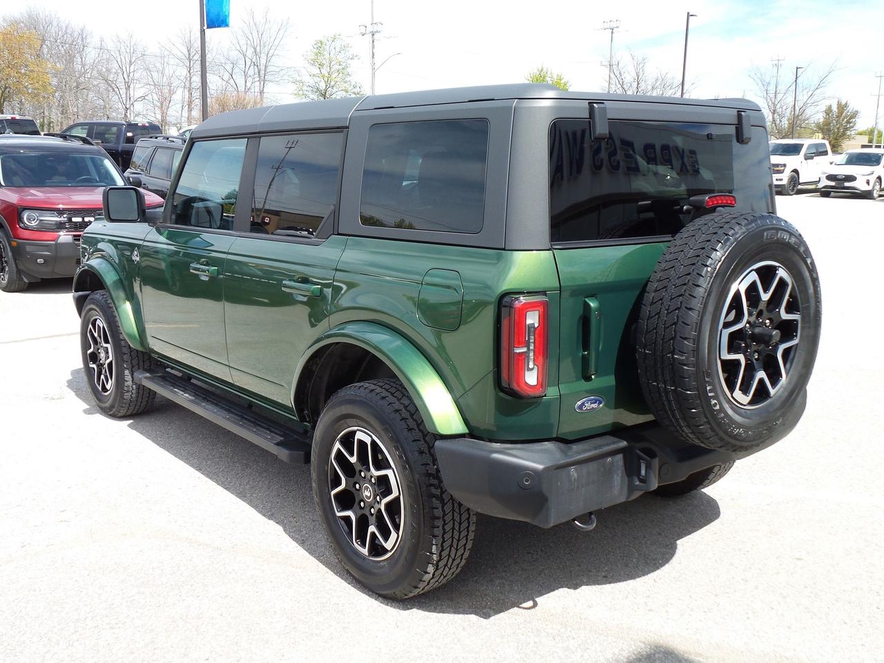 2023 Ford Bronco OUTER BANKS, HARD TOP, TERRAIN MGMT, NAVIGATION Photo
