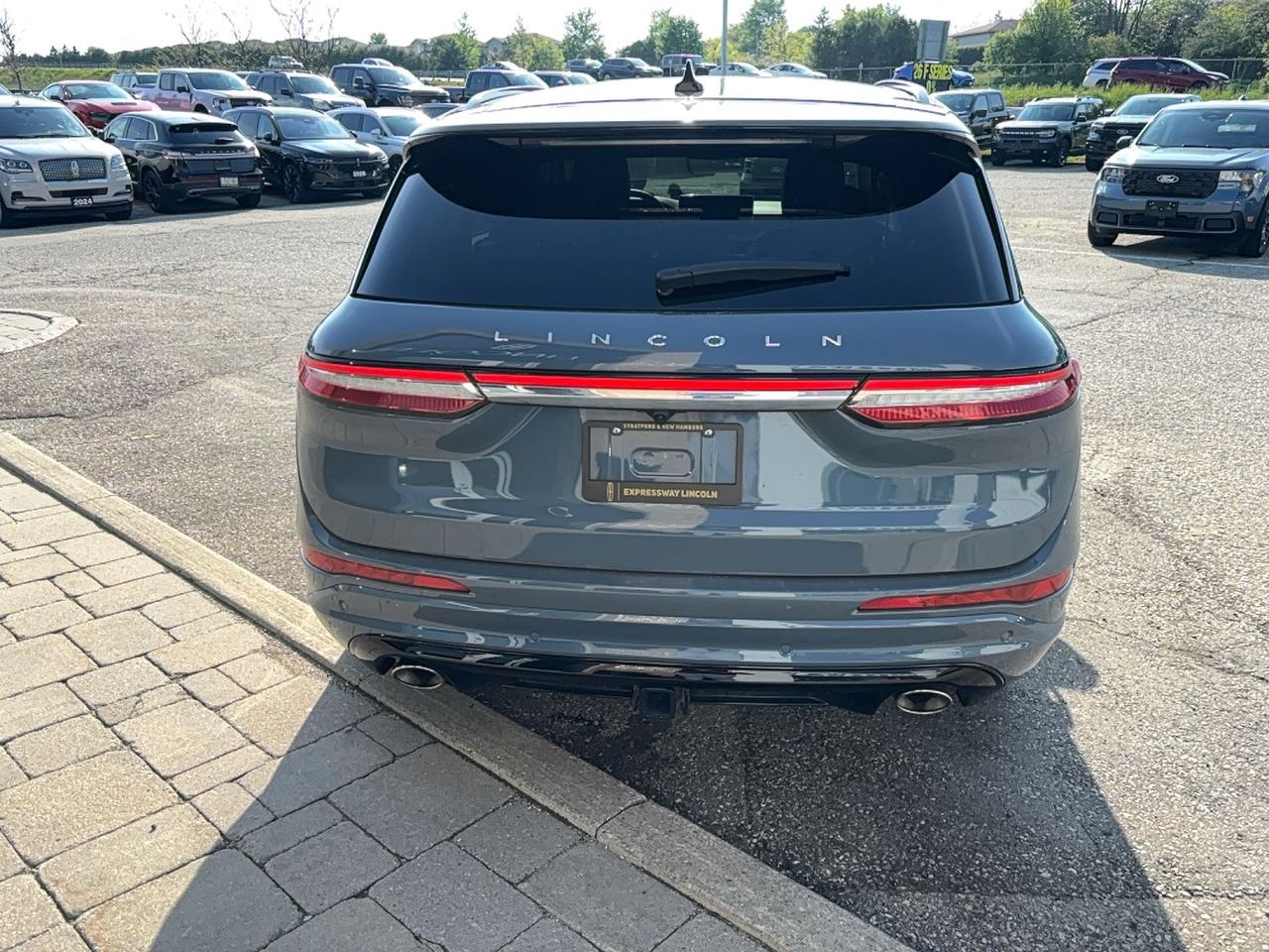 2025 Lincoln Corsair GT, 2.5L HYBRID, TOW PACK, LEATHER, ROOF, LOADED! Photo