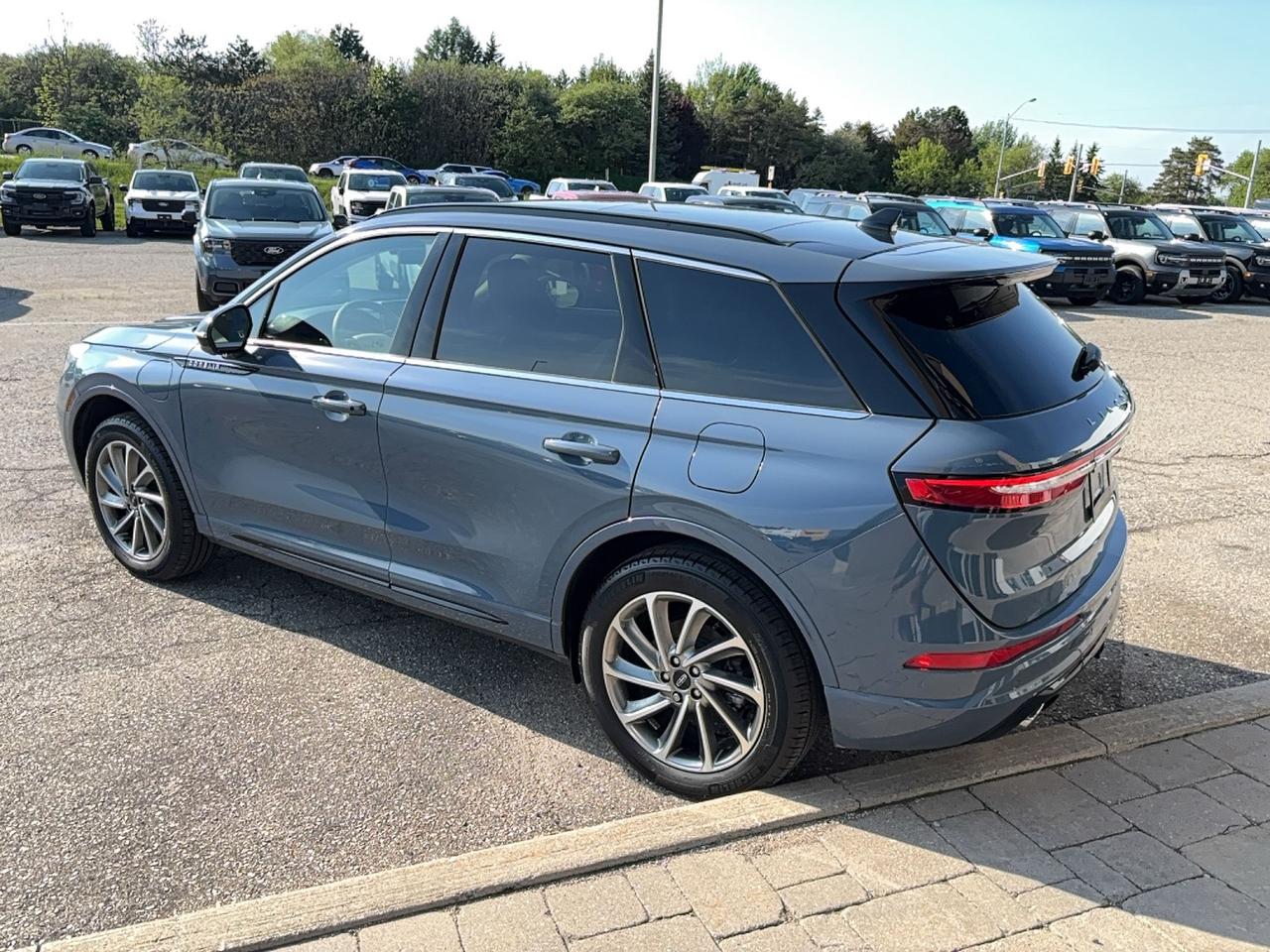 2025 Lincoln Corsair GT, 2.5L HYBRID, TOW PACK, LEATHER, ROOF, LOADED! Photo