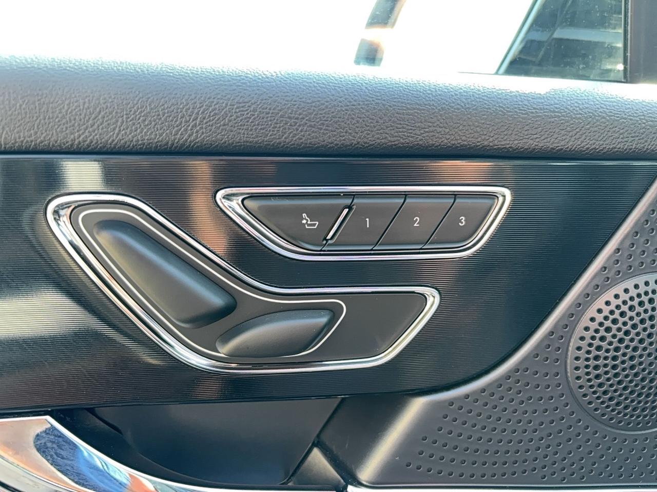 2025 Lincoln Corsair GT, 2.5L HYBRID, TOW PACK, LEATHER, ROOF, LOADED! Photo
