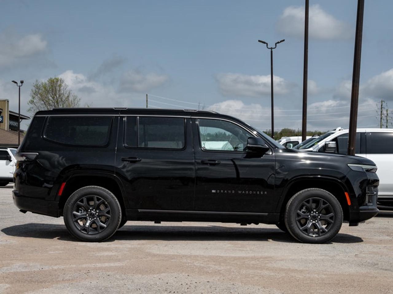 2026 Jeep Grand Wagoneer Limited Altitude Photo