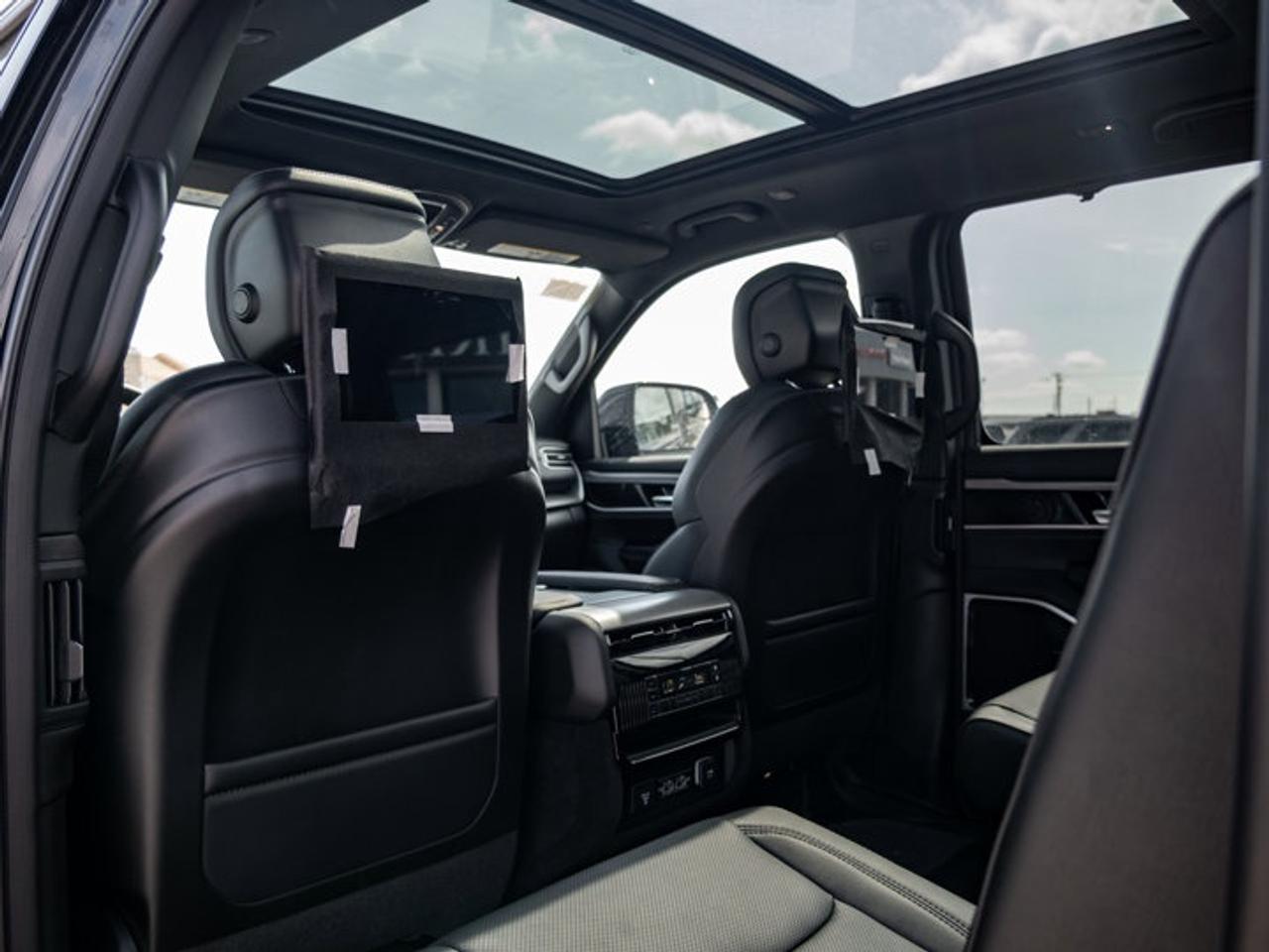 2026 Jeep Grand Wagoneer Limited Altitude Photo