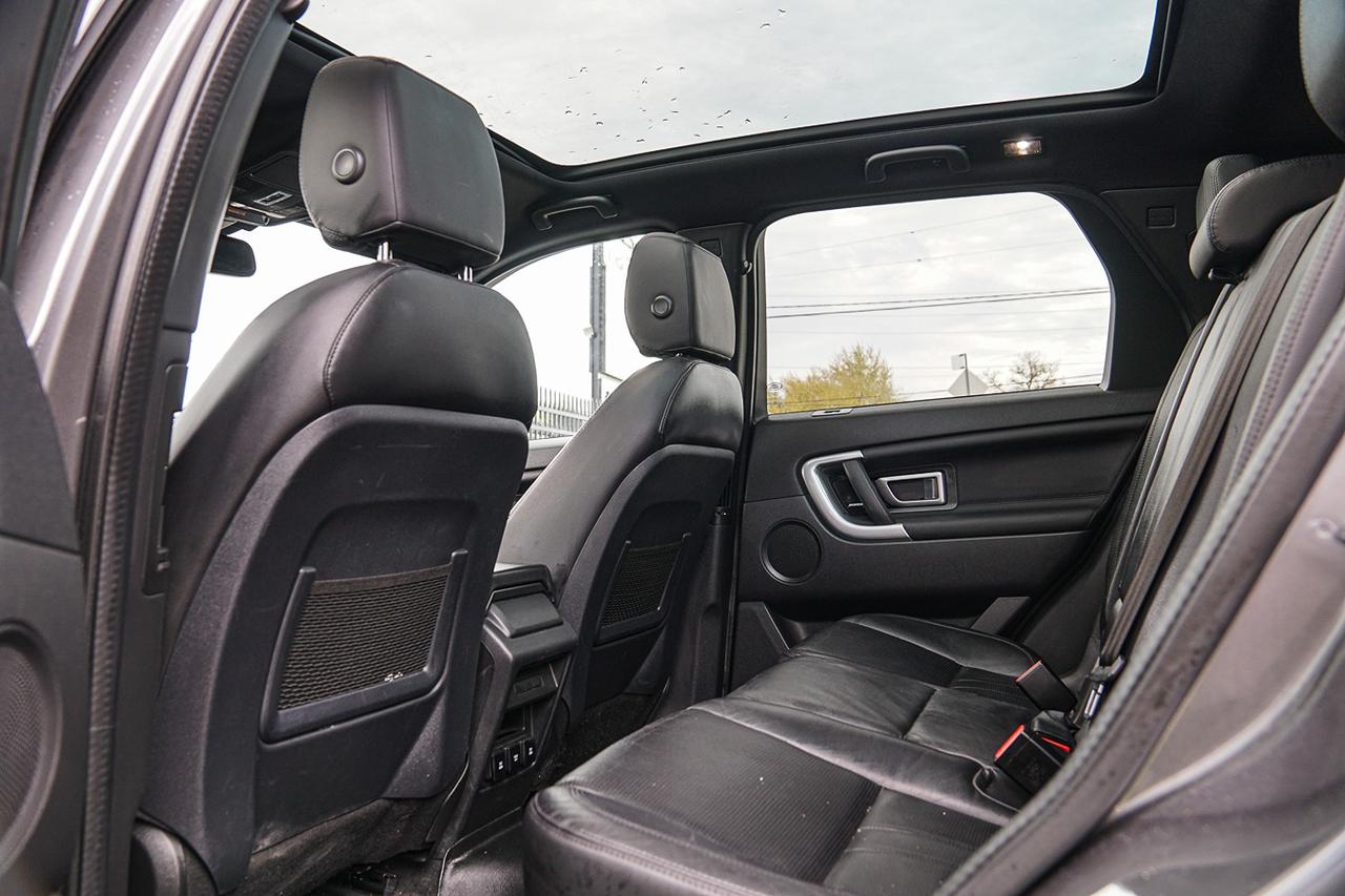 2019 Land Rover Discovery Sport HSE AWD | CLEAN CARFAX | PANO | CAM | HEATED SEAT Photo