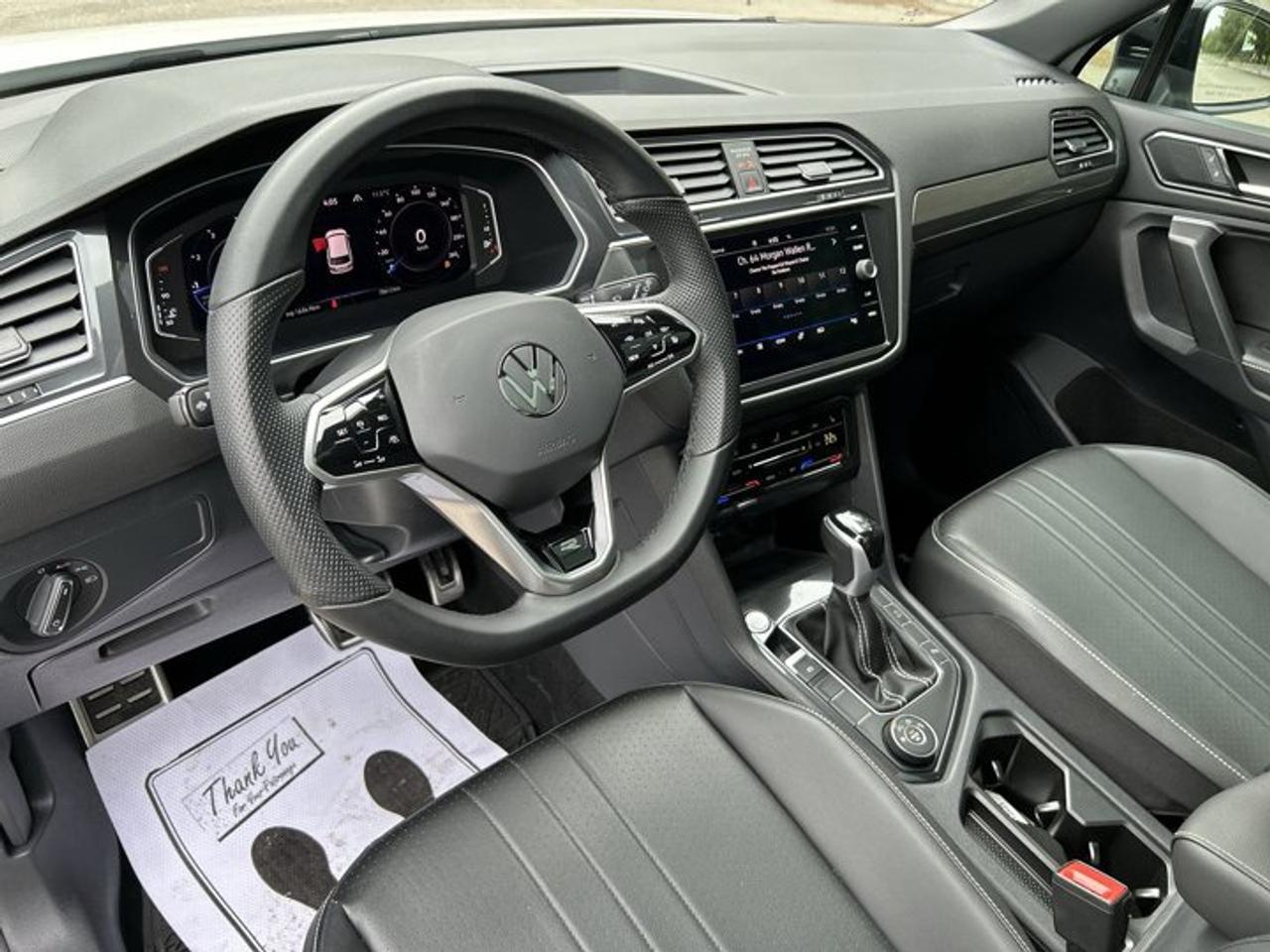 2024 Volkswagen Tiguan Comfortline R-Line 4WD | No Accidents Photo