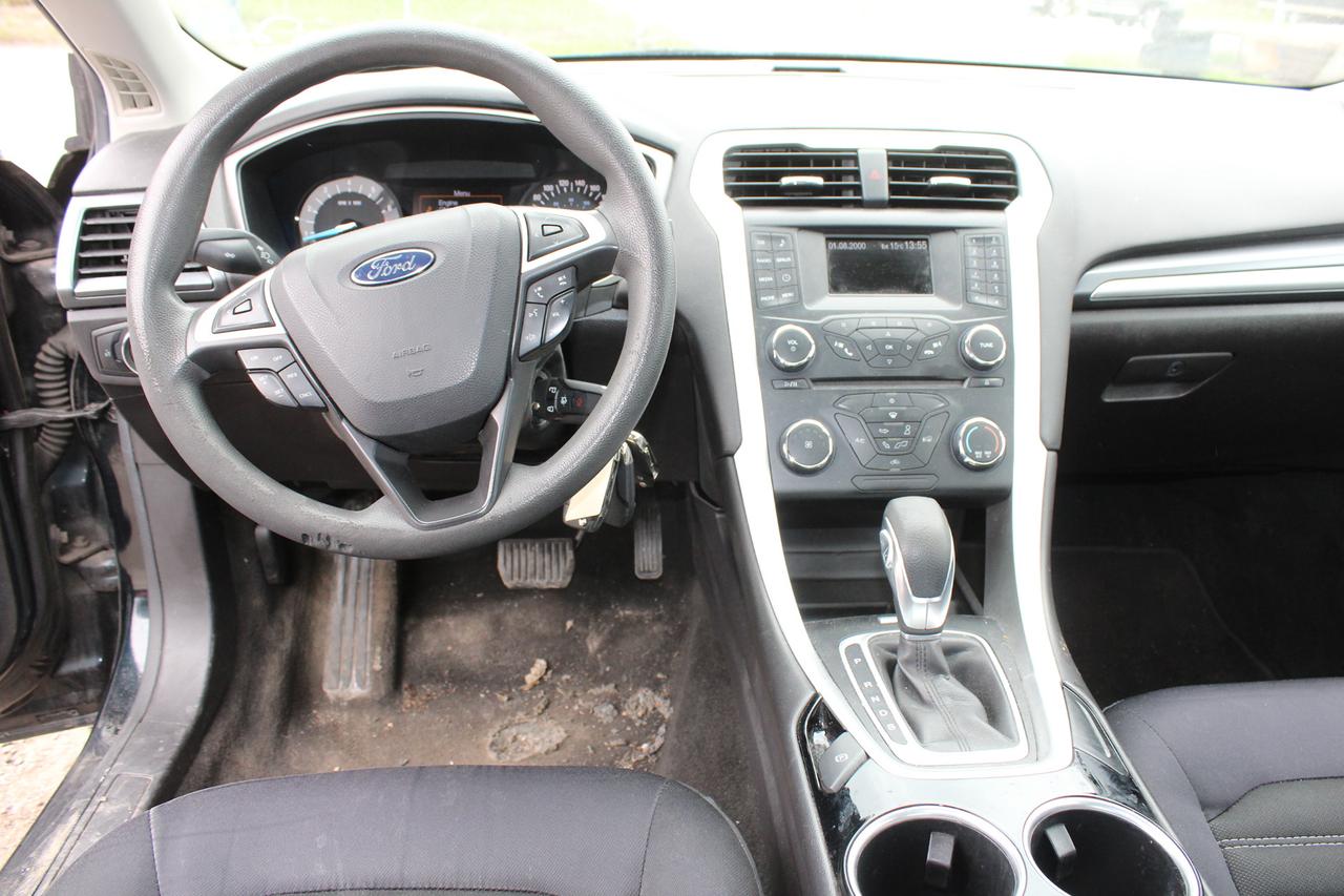 2014 Ford Fusion SE Photo
