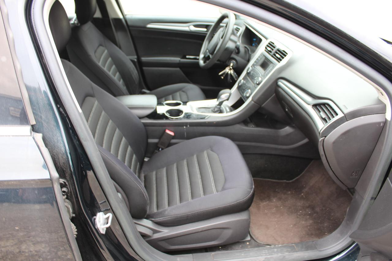 2014 Ford Fusion SE Photo