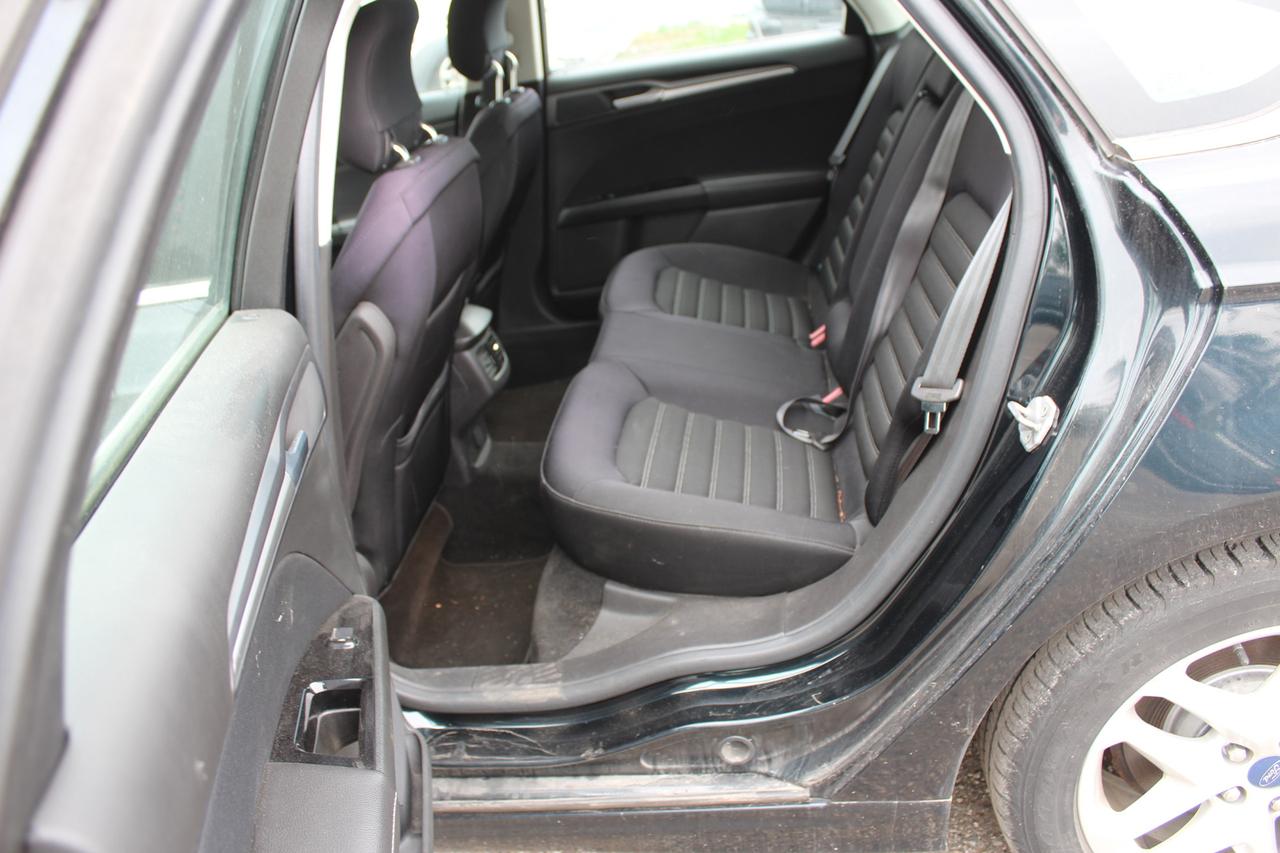2014 Ford Fusion SE Photo
