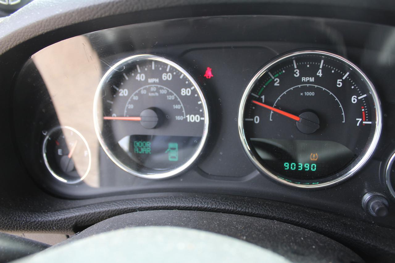2012 Jeep Wrangler SPORT Photo