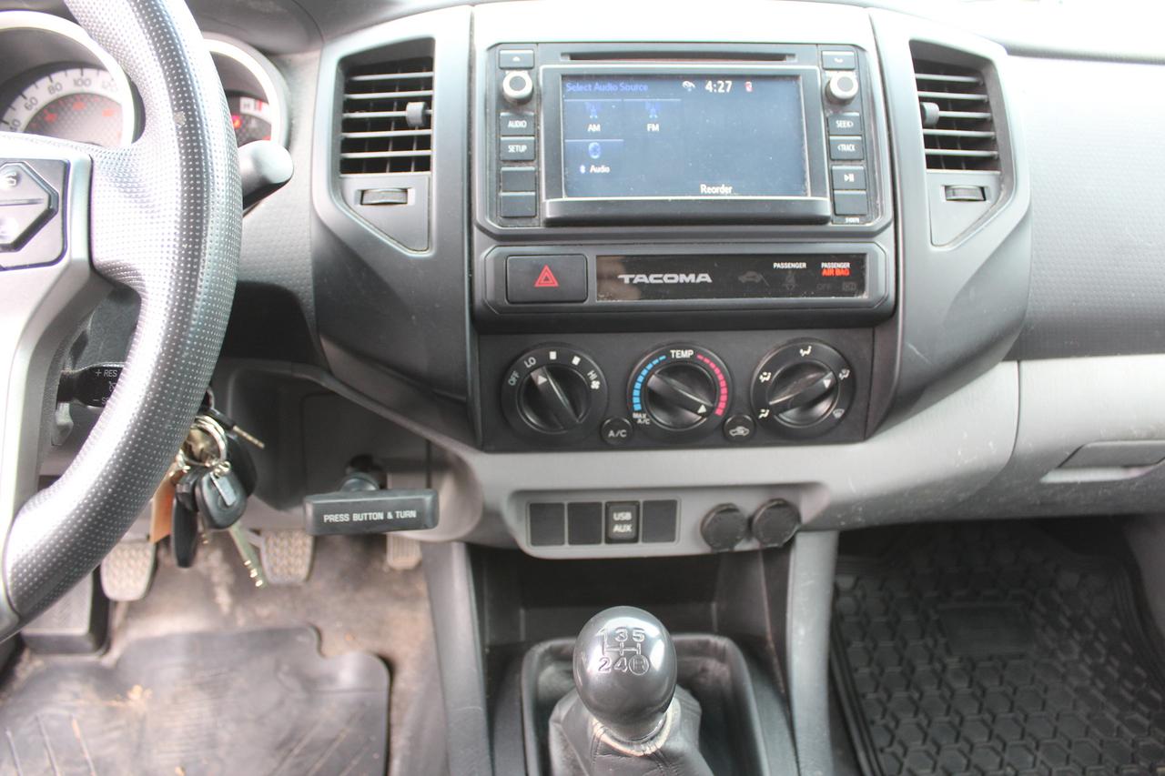 2015 Toyota Tacoma  Photo