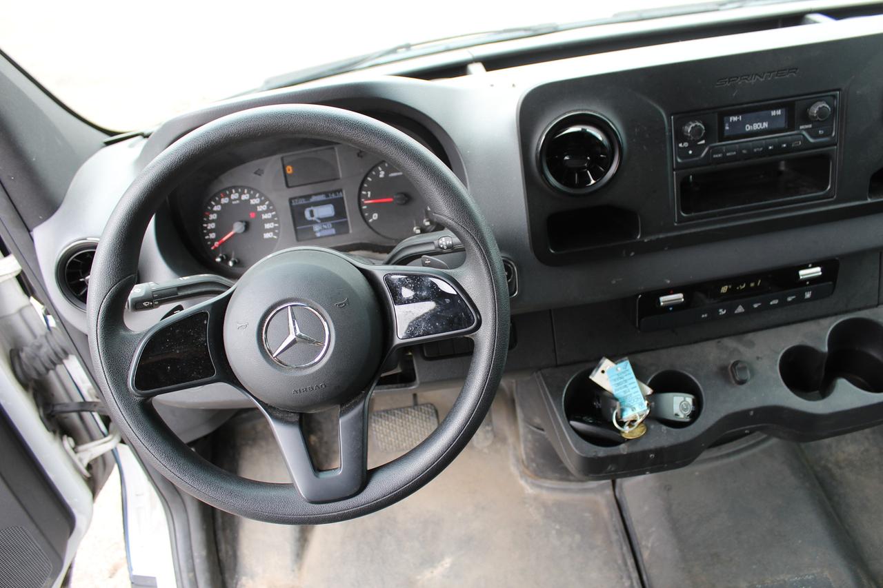 2020 Mercedes-Benz Sprinter  Photo